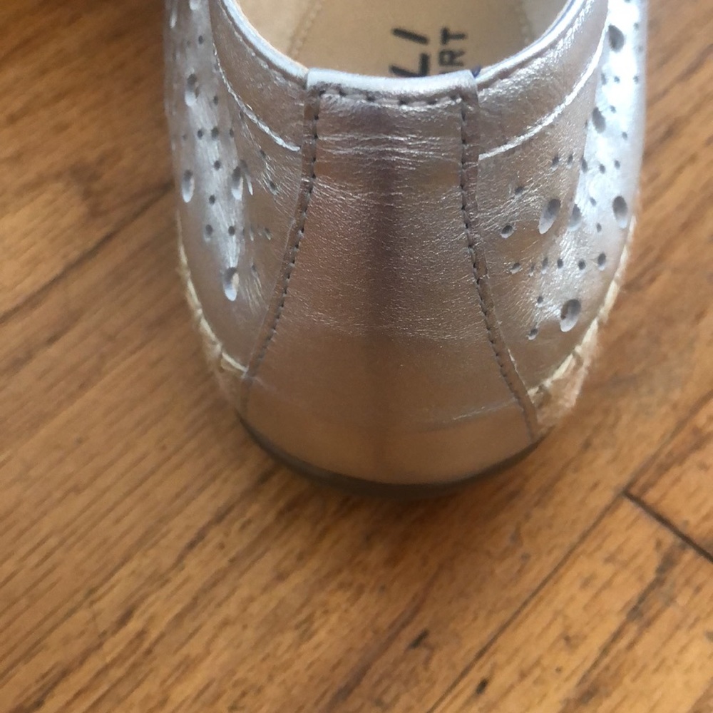New Vaneli Sport Silver Metallic Espadrille - Picture 3 of 5